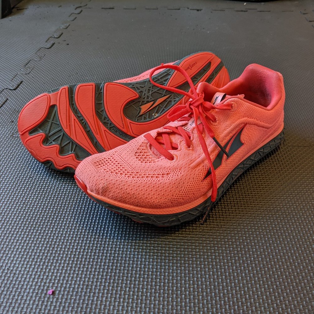 Altra Escalate Running Shoe